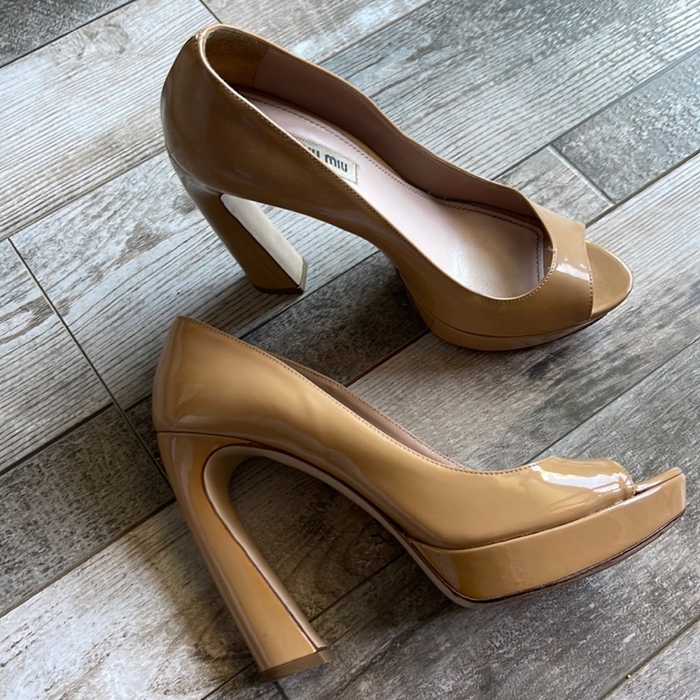 Miu Miu Nude Patent leather peep toe curve heel pumps size 39